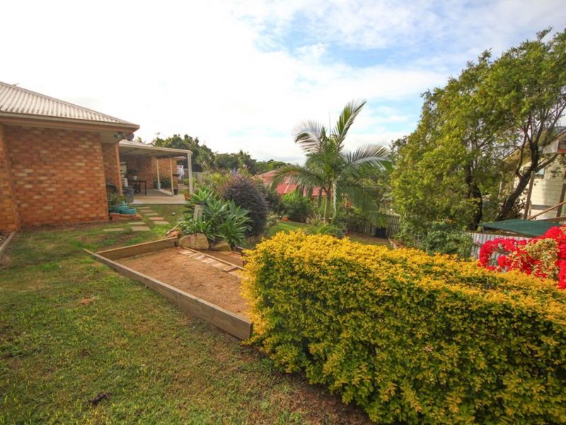 Photo - 13 Forester Place, Kallangur QLD 4503 - Image 10