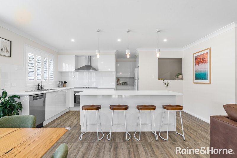 Photo - 13 Frangipani Avenue, Ulladulla NSW 2539 - Image 4