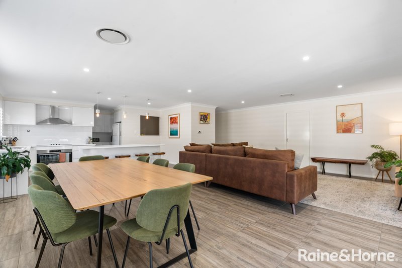 Photo - 13 Frangipani Avenue, Ulladulla NSW 2539 - Image 6