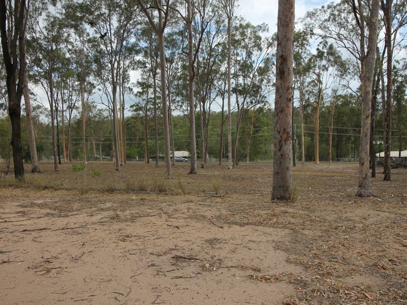 Photo - 13 Franks Rd , Regency Downs QLD 4341 - Image 5