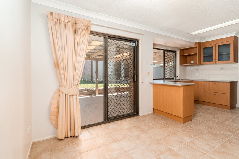 Photo - 13 Fulica Street, Rochedale South QLD 4123 - Image 8