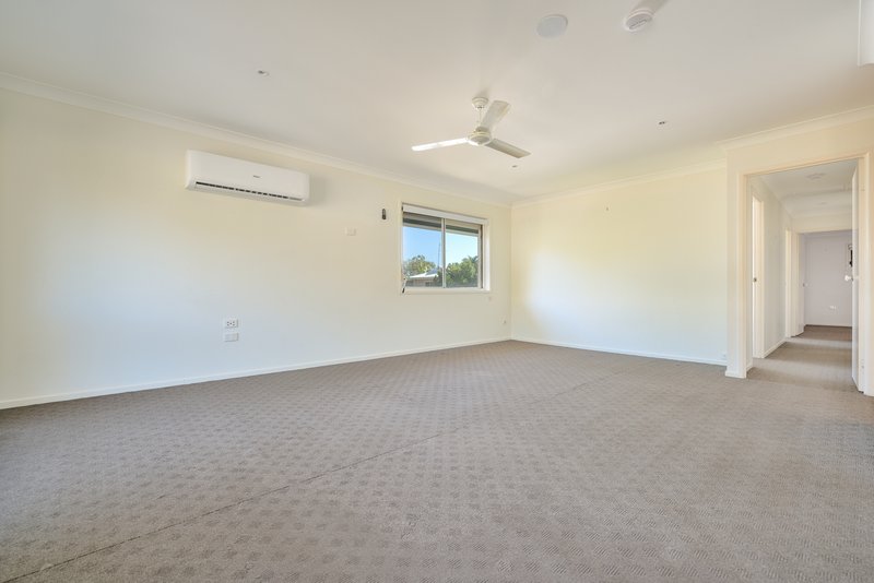 Photo - 13 Gapparis Street, Kin Kora QLD 4680 - Image 5