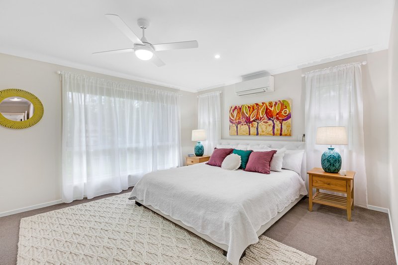 Photo - 13 Gardenia Place, Bridgeman Downs QLD 4035 - Image 13