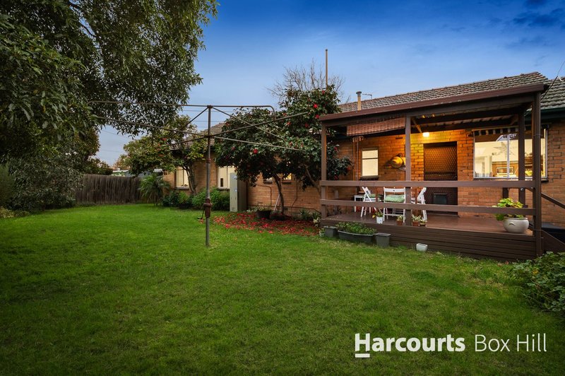 Photo - 13 Gardenia Road, Balwyn North VIC 3104 - Image 4