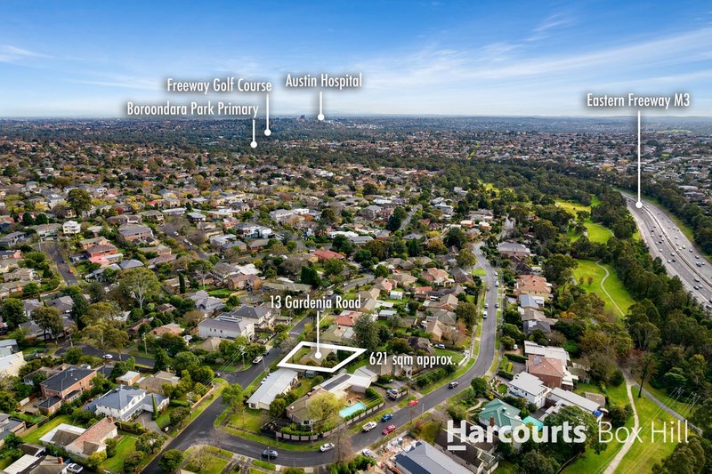 Photo - 13 Gardenia Road, Balwyn North VIC 3104 - Image 13