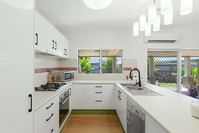 Photo - 13 Garnet Street, Smithfield QLD 4878 - Image 4