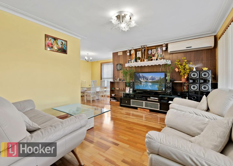 Photo - 13 Garnsworthy St , Springvale VIC 3171 - Image 3