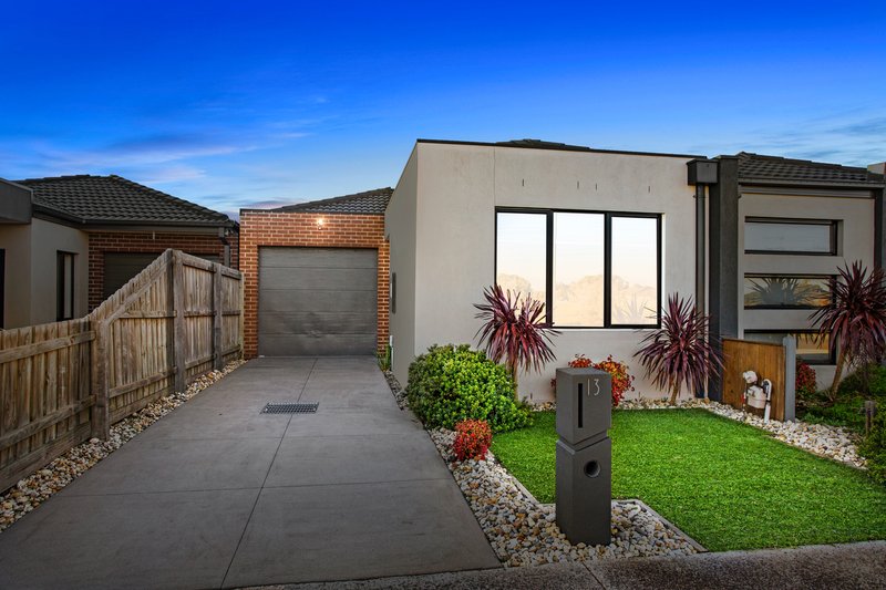 13 Garth Place, Epping VIC 3076