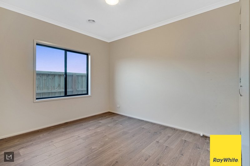 Photo - 13 Gawler Street, Werribee VIC 3030 - Image 8