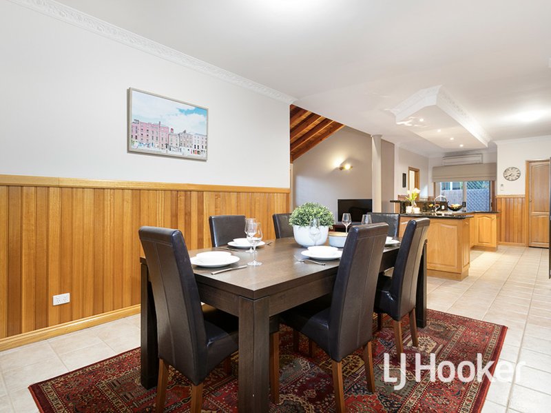 Photo - 13 Gellibrand Close, Seabrook VIC 3028 - Image 12