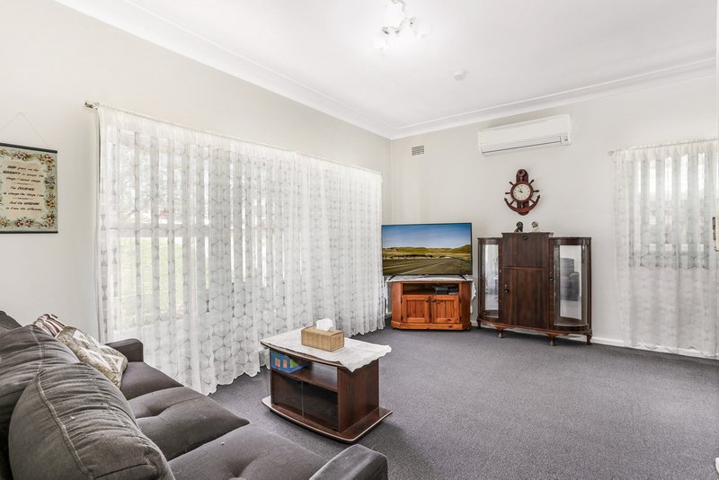 Photo - 13 Georgina Street, Bass Hill NSW 2197 - Image 2