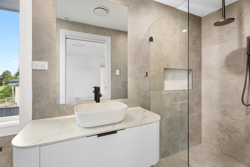 Photo - 13 Gerring Street, Colyton NSW 2760 - Image 5