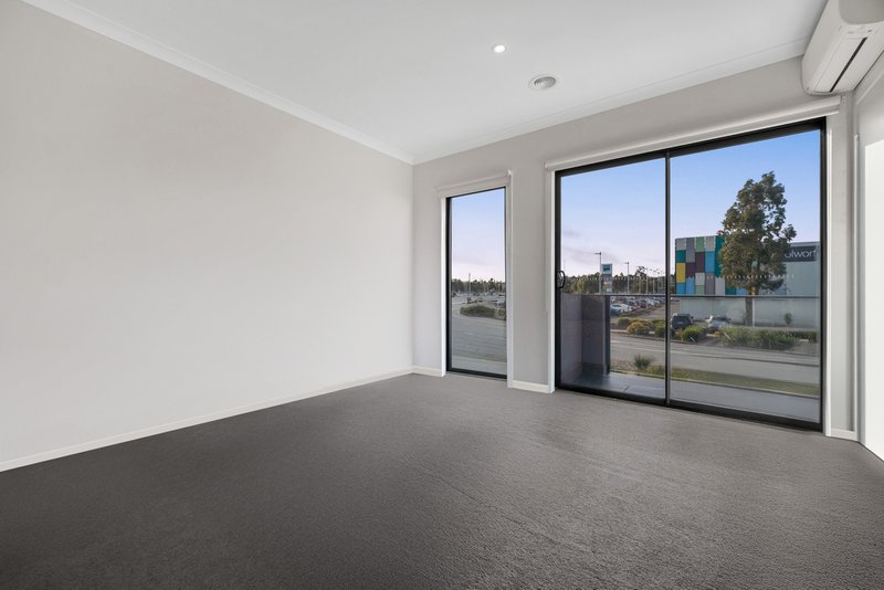 Photo - 13 Gertrude Lane, Pakenham VIC 3810 - Image 7