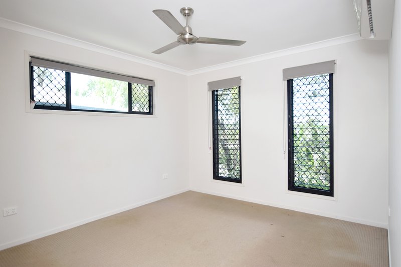 Photo - 1/3 Gidgee Court, Kin Kora QLD 4680 - Image 10