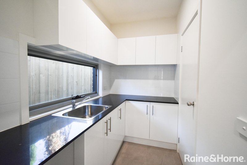 Photo - 1/3 Gilbert Court, Scoresby VIC 3179 - Image 7