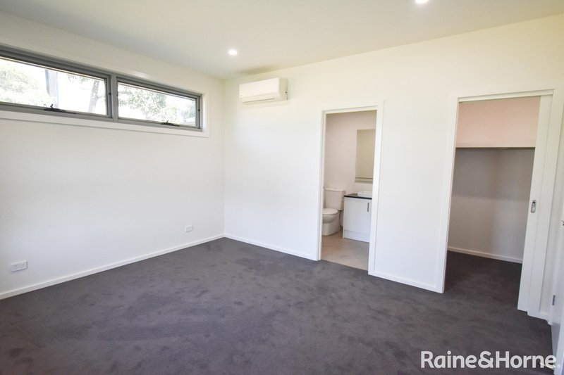 Photo - 1/3 Gilbert Court, Scoresby VIC 3179 - Image 11