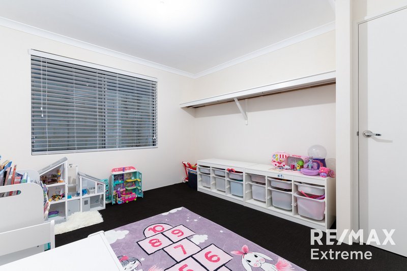 Photo - 13 Gippsland Way, Banksia Grove WA 6031 - Image 20