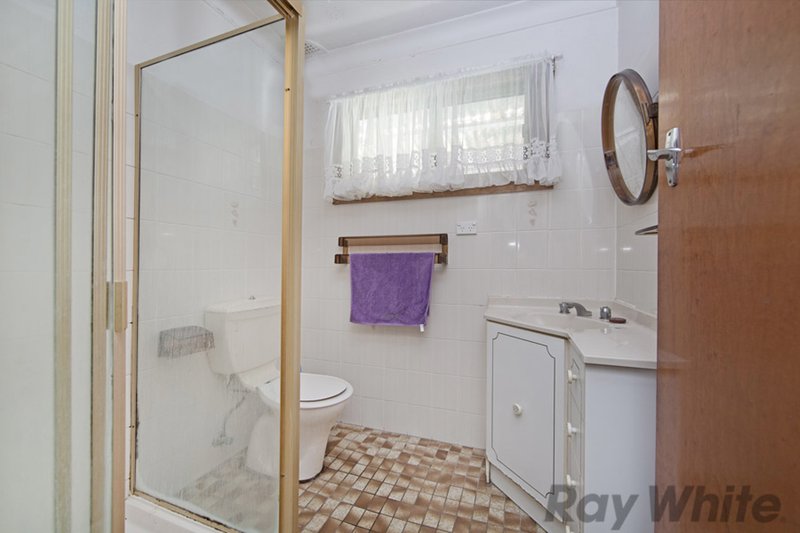 Photo - 13 Glenavon St , Toukley NSW 2263 - Image 8