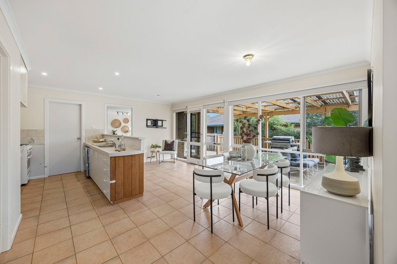 Photo - 13 Glendenning Street, Canadian VIC 3350 - Image 8