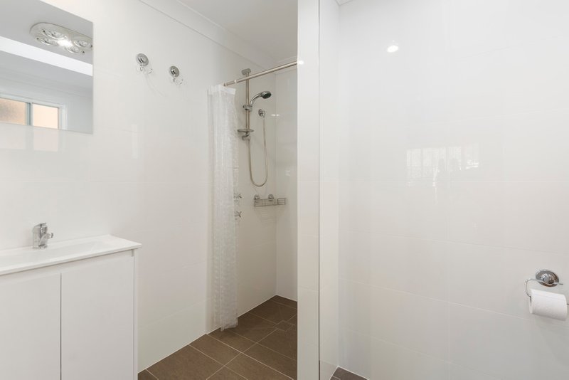 Photo - 13 Glenhaven Street, Woonona NSW 2517 - Image 5