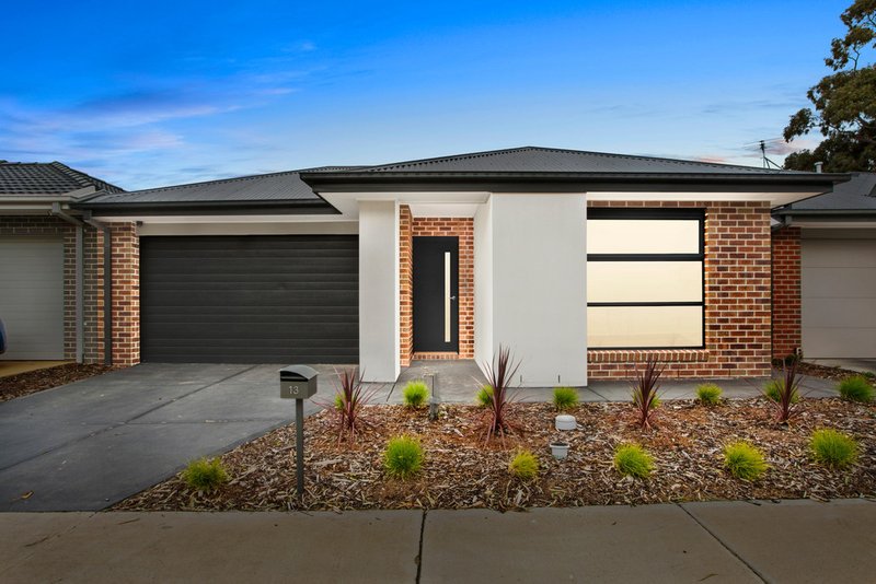 Photo - 13 Goadby Drive, Mernda VIC 3754 - Image