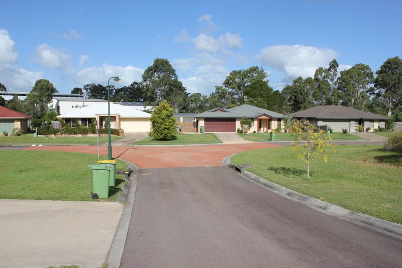 Photo - 13 Golf Links Circle, Gympie QLD 4570 - Image 2