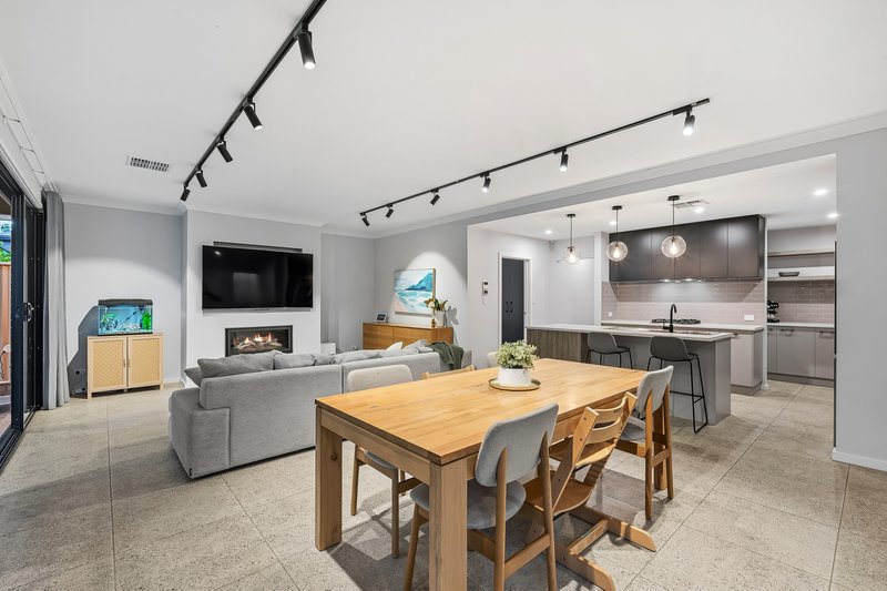 Photo - 13 Goodenia Grove, Mount Barker SA 5251 - Image 8