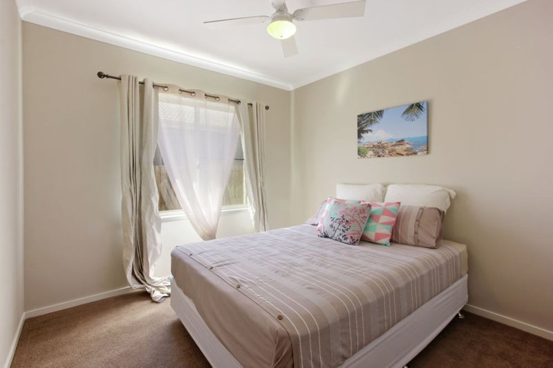 Photo - 13 Gordon Drive, Bellbird Park QLD 4300 - Image 13