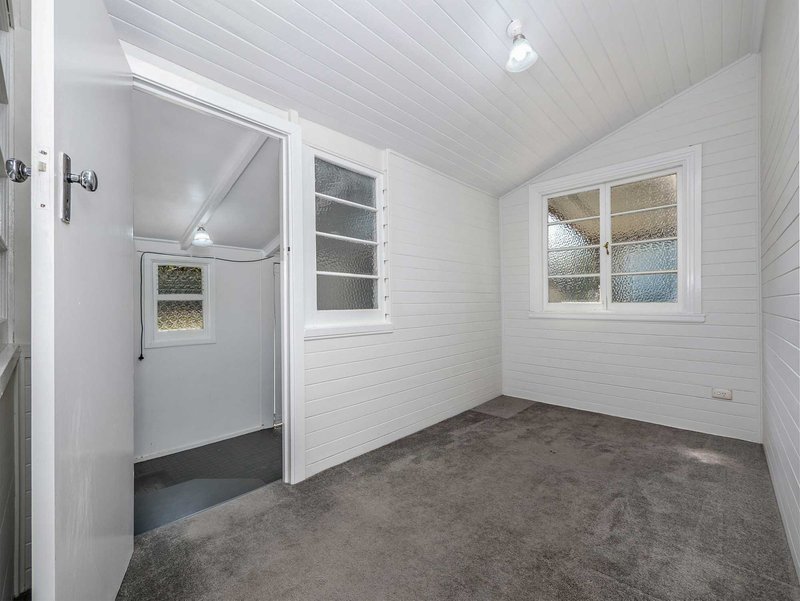 Photo - 13 Gorton Avenue, East Lismore NSW 2480 - Image 8