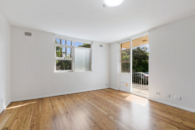 Photo - 13 Grafton Crescent, Dee Why NSW 2099 - Image 16