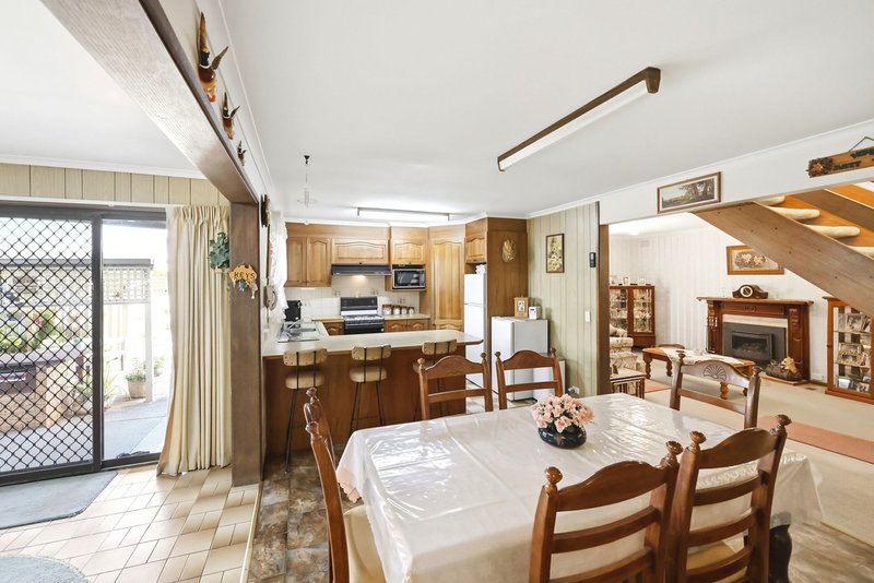 Photo - 13 Graham Street, Bacchus Marsh VIC 3340 - Image 3