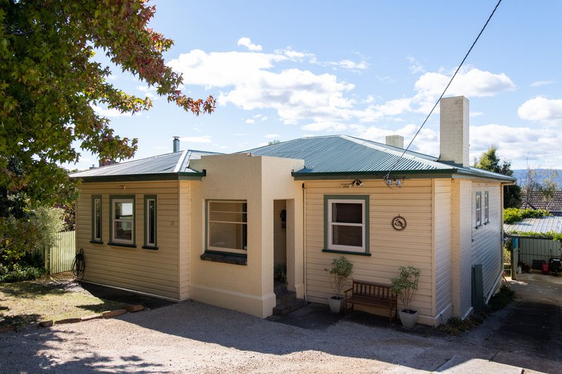 Photo - 13 Granville Street, West Launceston TAS 7250 - Image 2