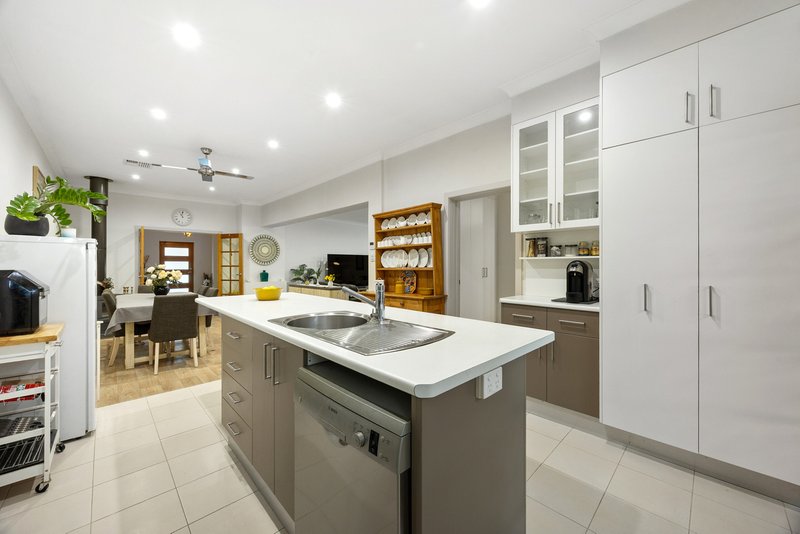 Photo - 13 Gray Street, Murray Bridge SA 5253 - Image 10