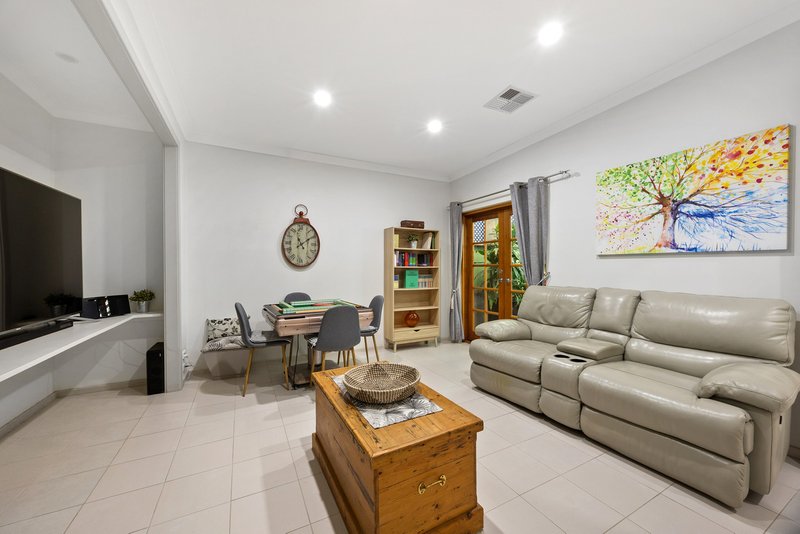 Photo - 13 Gray Street, Murray Bridge SA 5253 - Image 11
