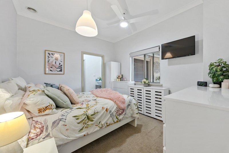 Photo - 13 Gray Street, Murray Bridge SA 5253 - Image 13