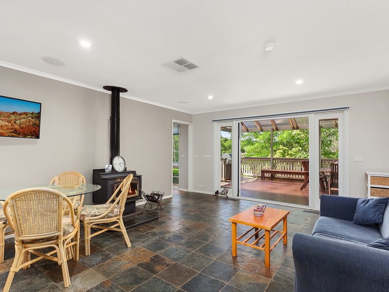 Photo - 13 Green Street, Narrabundah ACT 2604 - Image 2