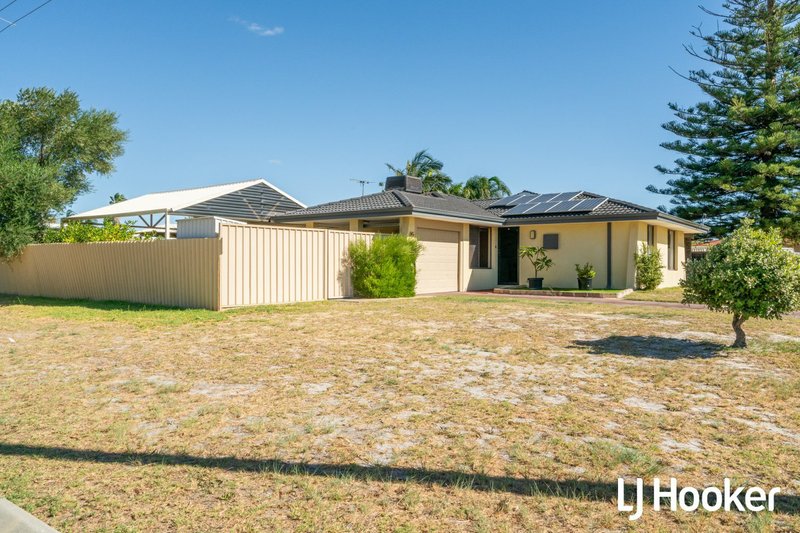 Photo - 13 Greenhood Court, Gosnells WA 6110 - Image 2