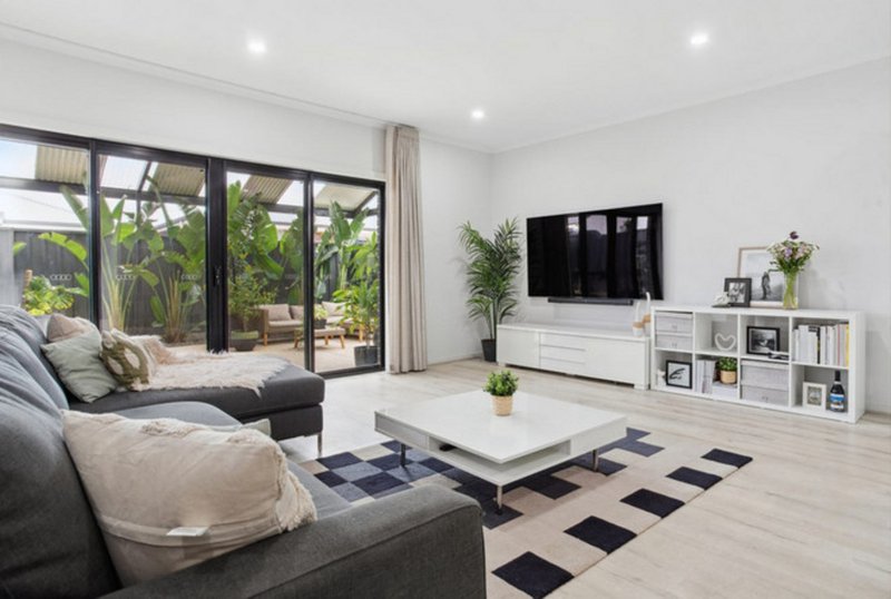 Photo - 13 Greenhood Crescent, Andrews Farm SA 5114 - Image 9