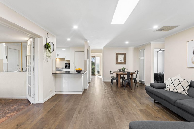 Photo - 13 Greenridge Court, Wynn Vale SA 5127 - Image 3