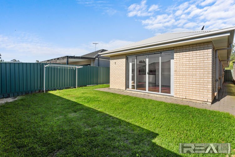 Photo - 13 Greentree Boulevard, Paralowie SA 5108 - Image 17