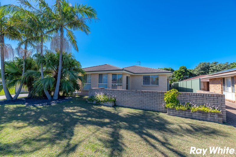 Photo - 1/3 Greenview Close, Forster NSW 2428 - Image 4