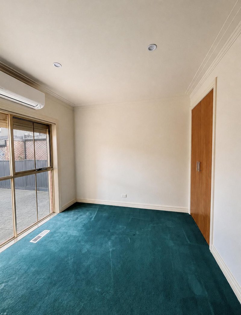 Photo - 1/3 Gregory Grove, Preston VIC 3072 - Image 9