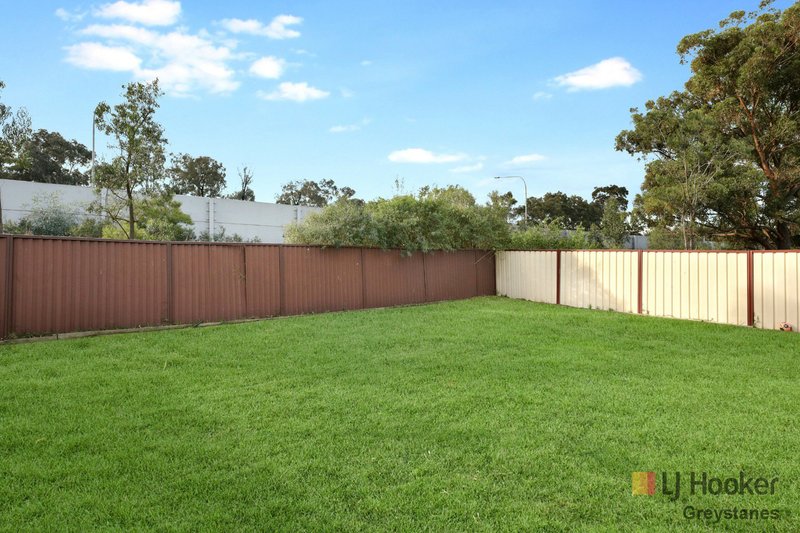 Photo - 13 Gregory Street, Greystanes NSW 2145 - Image 13