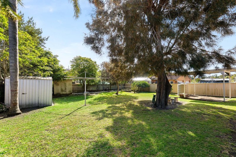 Photo - 13 Grenville Avenue, Tuross Head NSW 2537 - Image 13