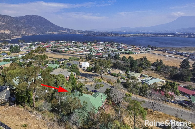 Photo - 13 Grevillea Avenue, Old Beach TAS 7017 - Image 3