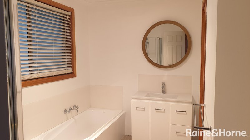 Photo - 13 Grevillea Avenue, Old Beach TAS 7017 - Image 11