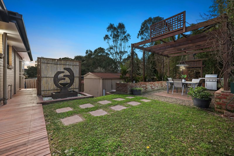 Photo - 13 Grevillea Road, Doncaster East VIC 3109 - Image 15