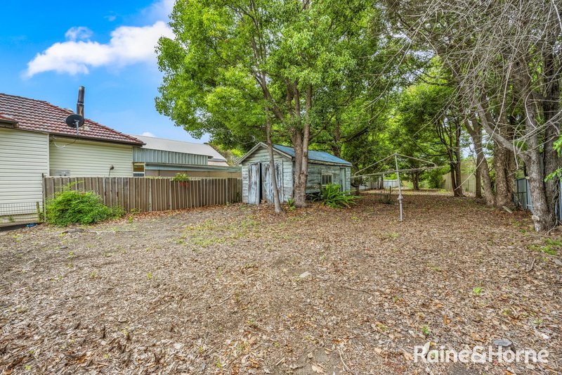 Photo - 13 Griffiths Street, Mayfield NSW 2304 - Image 4