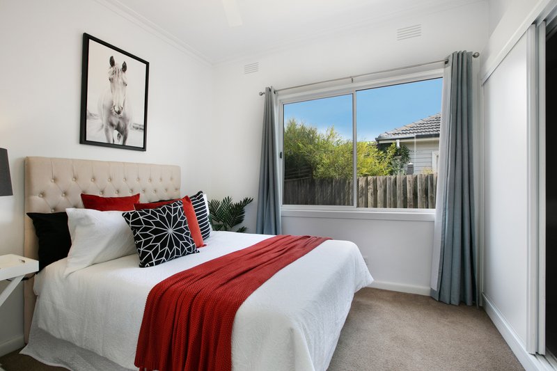 Photo - 13 Grimwade Street, Reservoir VIC 3073 - Image 12