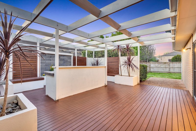 Photo - 13 Grosvenor Square, Craigieburn VIC 3064 - Image 23